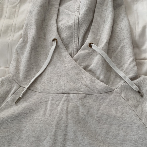 Old Navy Ivory Heather Sweatshirt Hoodie - Picture 7 of 9